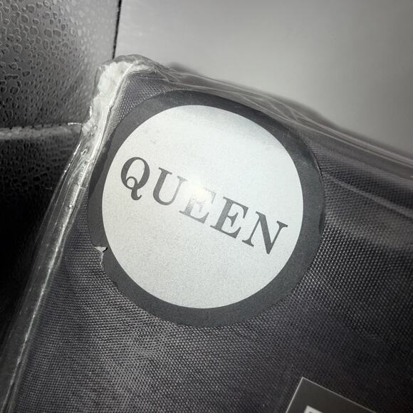 Queen Size Bed Sheet Set Gray - Majesty - Picture 3 of 9